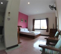 Двухместный номер Standard двуспальная кровать в My Place @ Surat Hotel