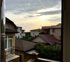 Трёхместная комната с кухней в Кристалл