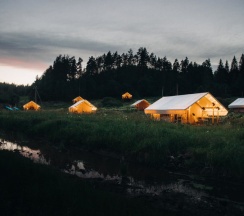 ROMANTIC в Radostland