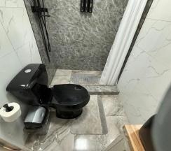 Люкс с террасой с красивым видом из окна в Перезагрузка
