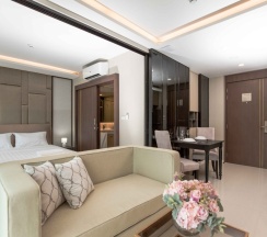 Апартаменты c 1 комнатой с балконом и с красивым видом из окна в Апартаменты Mida Grande Resort by NLA