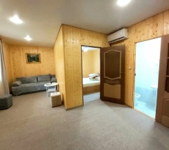 Пятиместный семейный коттедж с видом на горы в Delis