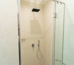 Двухместный номер Делюкс двуспальная кровать в Отель Downtown Suites Hotel Yerevan