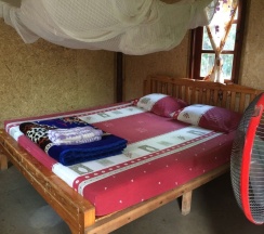 Двухместный номер Standard с балконом двуспальная кровать в Family Huts