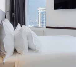 Deluxe Suite with river view в Gorskiy city hotel