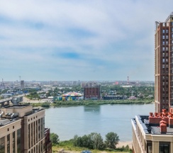 Двухместные апартаменты c 1 комнатой с балконом (двуспальная кровать) в Квартира с шикарным видом на Обь