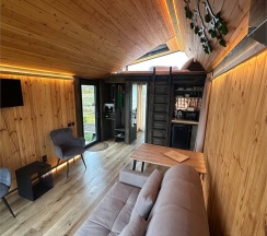 FREEDOM BARN с сибирским чаном в Клевер