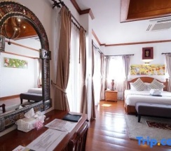 Двухместный номер Deluxe с балконом двуспальная кровать в Baan Huen Phen
