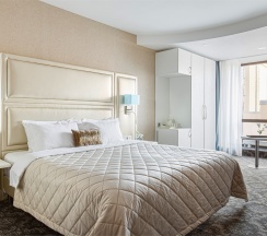 Делюкс панорамный в Kostas