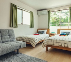 Коттедж с 4 комнатами в Cozy House A