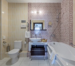 Версаль в GRAND HOTEL OKA Premium