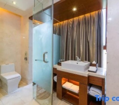 Люкс Deluxe с видом на реку в Sanya Phoenix Waterside Gloria Resort