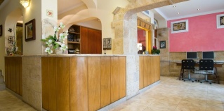 Эс-Коль-д'эн-Рабасса: Отель Hotel Balear