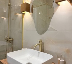 Уютная сталинка — первый дом у моря, прямо в парке и рядом с городским пляжем! в Как дома 05