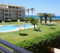 Апартаменты с видом на воду в Bahia De Denia