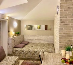 (31)Студия с мансардной крышей и террасой в Loft