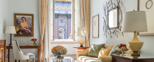 Адмиралтейский Люкс в Four Seasons Hotel Lion Palace St. Petersburg