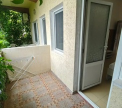 Двухместный номер Standard с балконом и с красивым видом из окна двуспальная кровать в Тихий домик