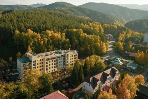 Белокуриха: Санаторий Аврора