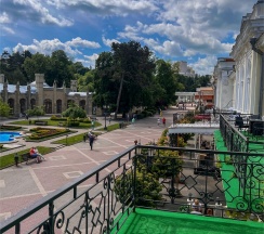 4х местный, 2 ком., люкс. №201 в Курортмед