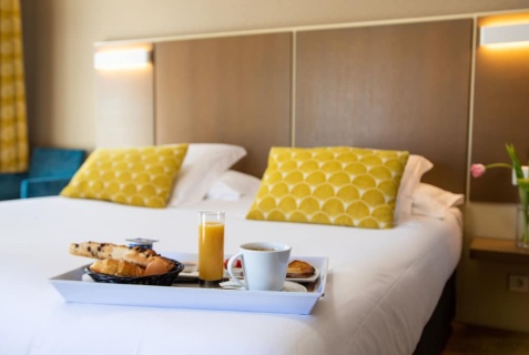 Канны: Отель Hotel Amirauté