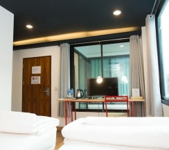 Двухместный номер Standard 2 отдельные кровати в Give Me 5 Hostel