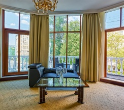 Делюкс с балконом в The Rooms Boutique Hotel