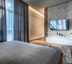 Люкс с 2 комнатами с балконом и с красивым видом из окна в Apart hotel Colibri