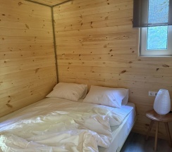 Четырёхместный коттедж с видом на внутренний двор в Горная Лаванда