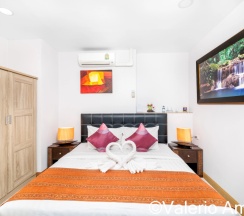 Апартаменты Standard с балконом и с красивым видом из окна в Апартаменты OMNIA  Phuket - Waterfront Karon