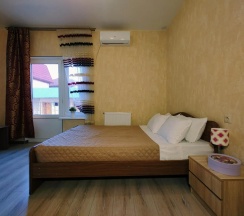 Двухместный номер Comfort с балконом (двуспальная кровать) в Юлианна