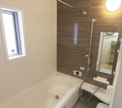 Коттедж с 4 комнатами в Cozy House A