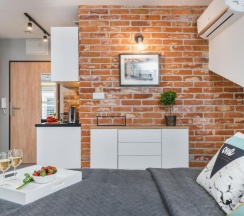 Студия с балконом в Barbakan Residence Old Town