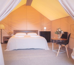 Глэмпинг в Ковчег