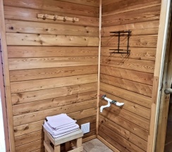 Двухместные апартаменты Classic c 1 комнатой с красивым видом из окна двуспальная кровать в Усадьба Коноваловых