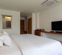 Двухместный номер Superior с видом на море двуспальная кровать в X-sea khanom Harbor Bay Resort