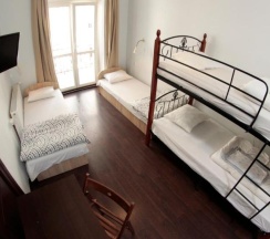 Четырёхместный номер Standard в Pit Stop Hostel