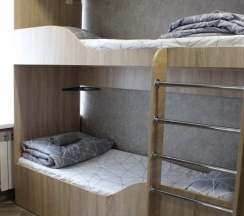 Кровать в общем номере (женский номер) в Game