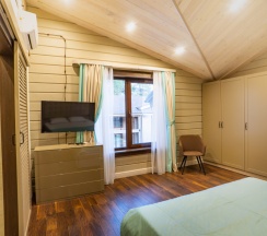 Коттедж с балконом в Литфонд