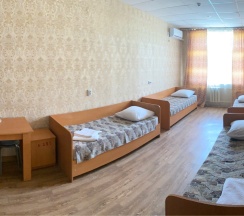 Стандартный пятиместный номер в Лоран