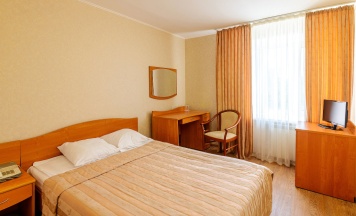 Двухместный номер Superior с красивым видом из окна двуспальная кровать в Рубин