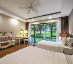 Вилла с 4 комнатами с видом на бассейн в Vinpearl Resort & Spa Nha Trang Bay