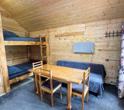 Шале 5. Четырёхместный номер комфорт с видом на горы в Белый волк