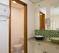 Кровать в общем номере (мужской номер) в Brazilodge All Suites Hostel