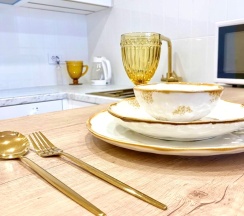 Двухуровневая студия на мансарде с джакузи в ЖК "UP-квартал Пушкинский". Близость к НИИ Турнера в Rauktis apartments