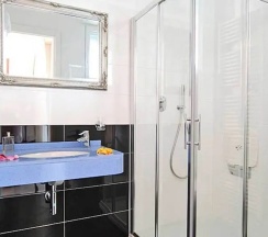 Четырёхместный номер Standard с балконом в Hotel Buratti