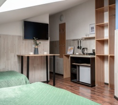 Трехместный номер с мини-кухней в Риверсайд