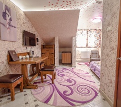 Номер стандарт с 1 двуспальной кроватью №6 в Медведь