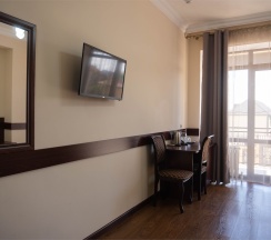 Двухместный номер с 1 кроватью или с 2 отдельными кроватями и с балконом в Deluxe