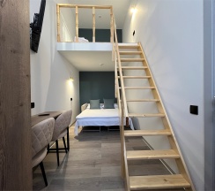Апартаменты Семейные с 2 комнатами и отдельным входом в Port Comfort by Sennaya Square